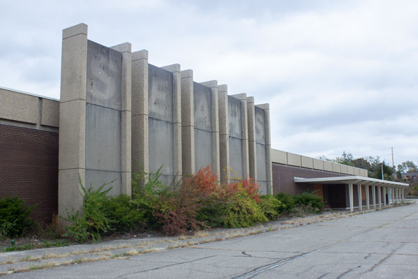 Abandoned Sears store